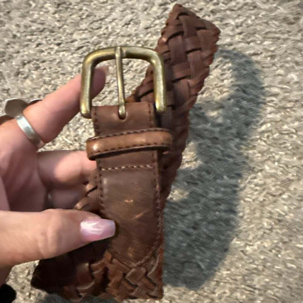 Unbranded Brown Woven Leather Belt Size 40 Brass Buckle